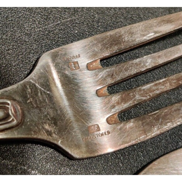 Mixed Lot Of CHRISTOFLE France Silverplate 1 Serving, 2 Salad Forks NO MONOGRAM - Picture 9 of 10